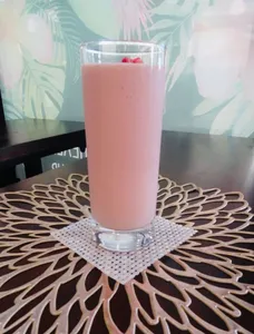 Strawberry Yogurt Smoothie - 400ML